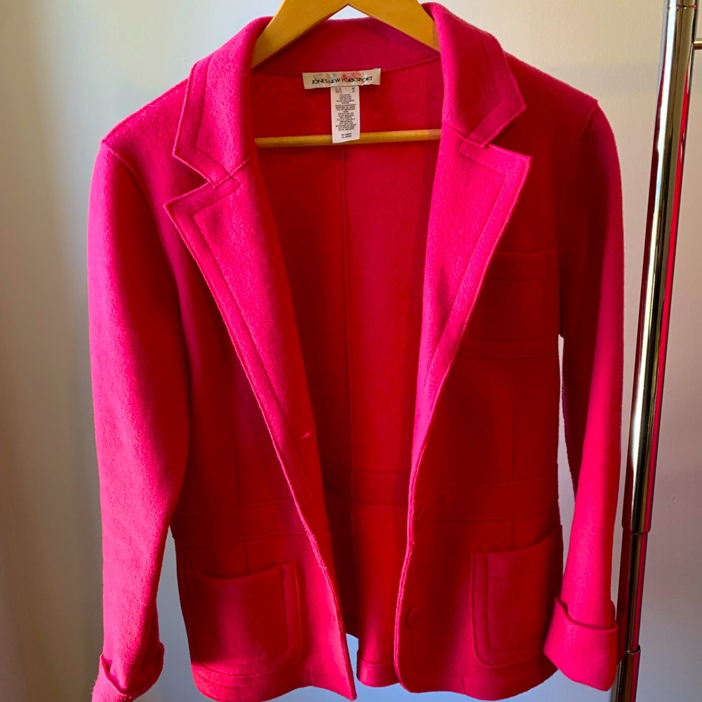Wool bright pink sport jacket